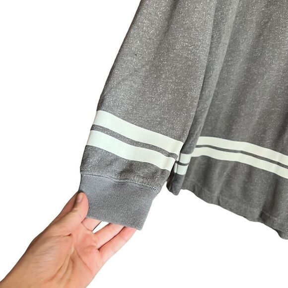 Victoria’s Secret pink grey crew neck sweater. Size xs - Picture 8 of 8